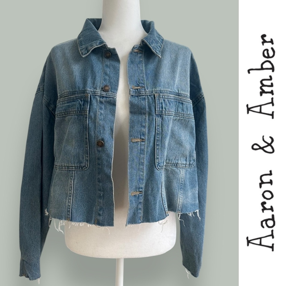 Aaron & Amber Women's Distressed‎ Blue Jean Jacket, Size L, MSRP $78